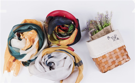 真絲絲巾不能機(jī)洗圖