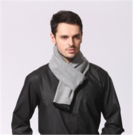 男士灰色圍巾