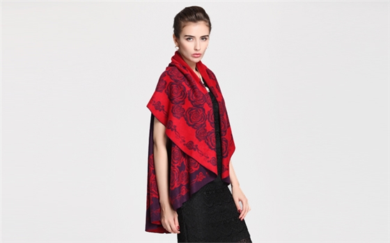 市場(chǎng)都選擇的薄毛毯 羊毛毯圖