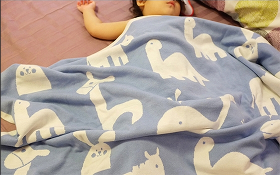 桑蠶絲圍巾批發(fā),圍巾的戴法 圍巾圖