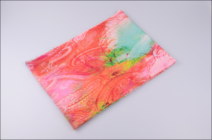 羊毛披肩 羊毛噴繪圍巾 女士圍巾 圍巾批發 羊毛披肩 羊毛噴繪圍巾 女士圍巾 圍巾批發