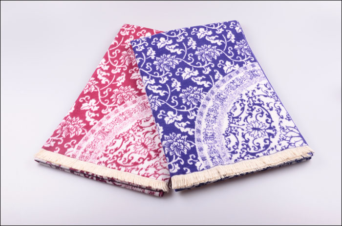 青花瓷披肩 提花披肩 拉絨披肩 圍巾批發(fā) 青花瓷披肩 提花披肩 拉絨披肩 圍巾批發(fā)