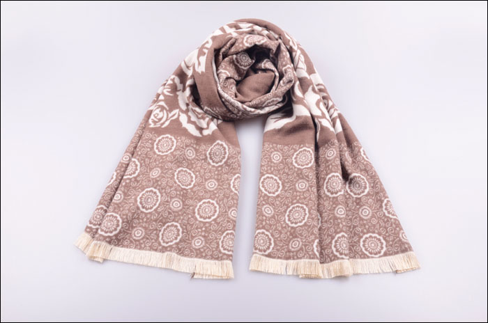 拉絨披肩 提花披肩 女士披肩 圍巾批發(fā) 拉絨披肩 提花披肩 女士披肩 圍巾批發(fā)