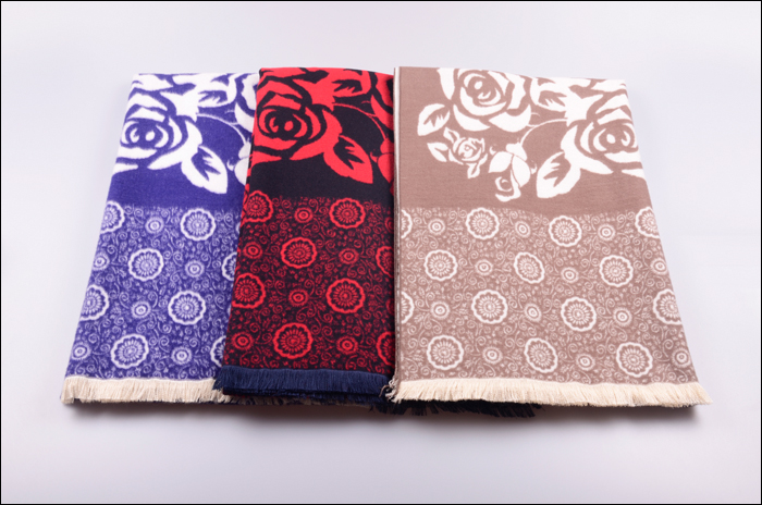 拉絨提花披肩 女士披肩 拉絨提花披肩 女士披肩