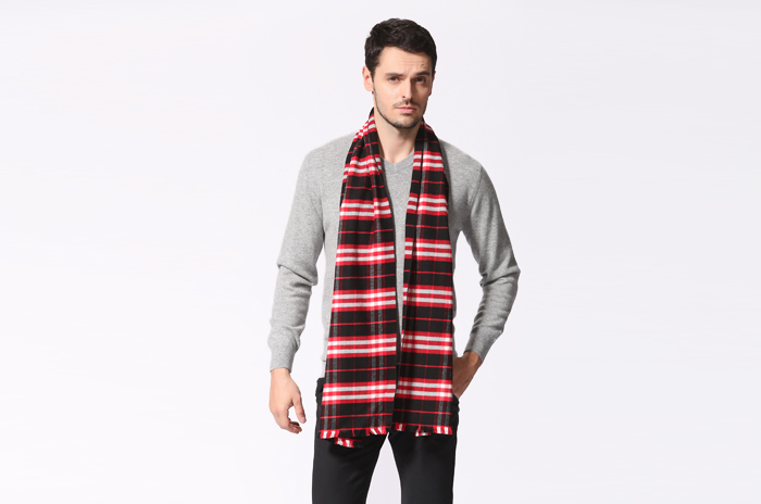 真絲圍巾  拉絨圍巾 格子圍巾 真絲圍巾  拉絨圍巾 格子圍巾