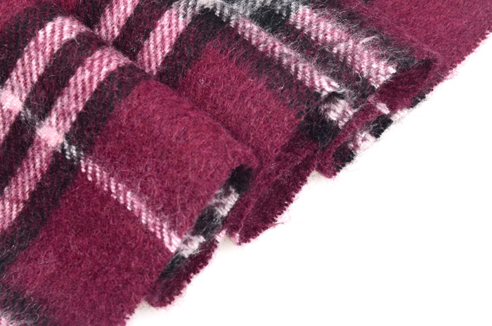 男士羊毛圍巾細節(jié)圖 男士羊毛圍巾細節(jié)圖