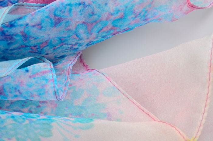 漫天飛舞絲巾細節圖 漫天飛舞絲巾細節圖