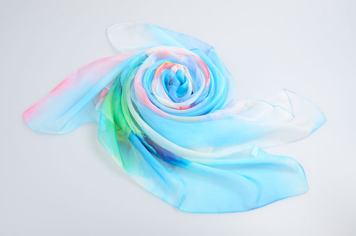出水芙蓉絲巾細(xì)節(jié)圖 出水芙蓉絲巾細(xì)節(jié)圖