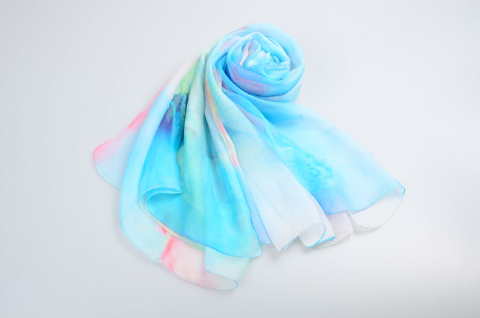 出水芙蓉絲巾細(xì)節(jié)圖 出水芙蓉絲巾細(xì)節(jié)圖