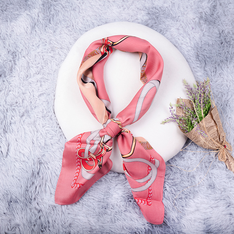 真絲絲巾洗滌圖