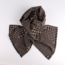 新款千鳥格圍巾