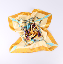 素縐緞方巾 素縐緞方巾