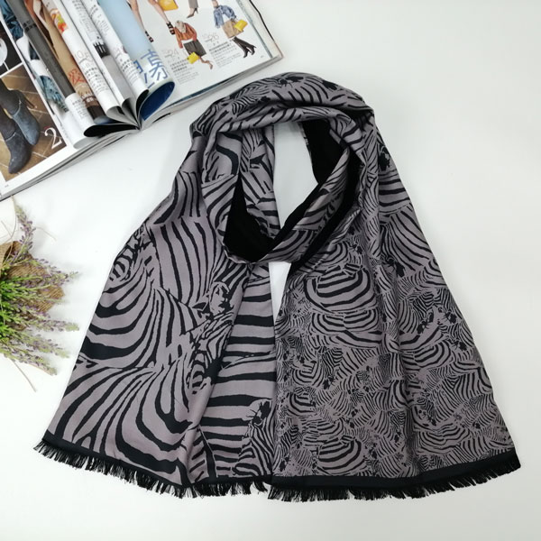 男士經典斑馬圍巾 男士經典斑馬圍巾