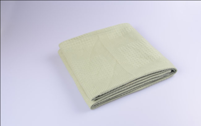 大毯子,什么是拉舍爾毛毯 羊毛毯圖